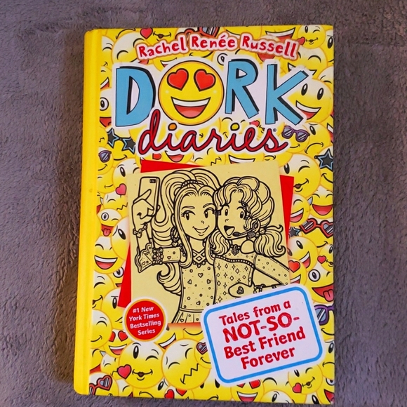 Dork Diaries (book 14) - Picture 1 of 3